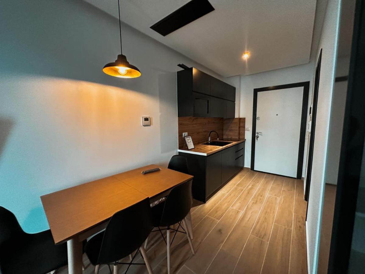 Aral Sea View Apartments & Suites Shëngjin Extérieur photo